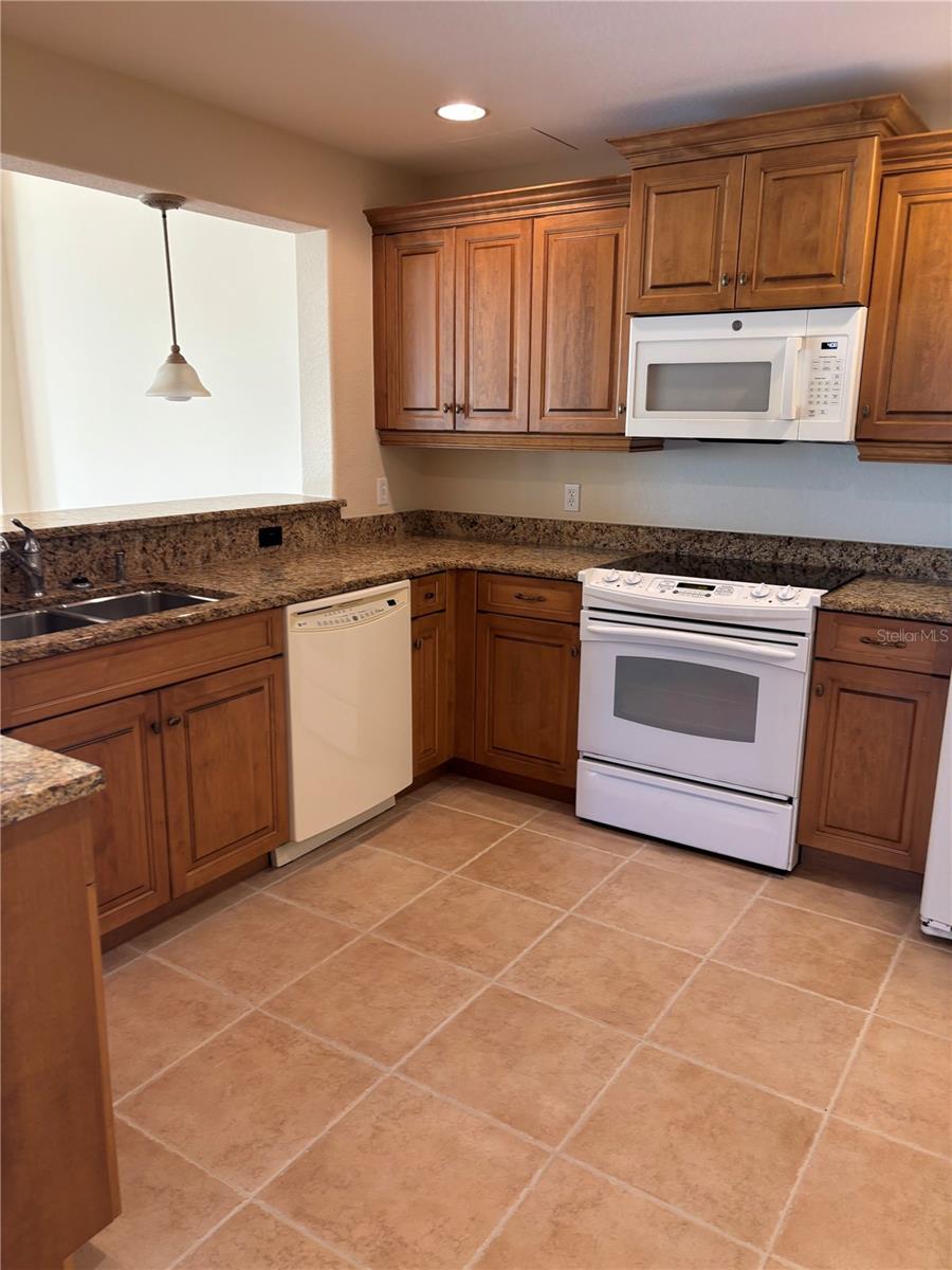 Image 10 of 11 For 501 Haben Boulevard 301