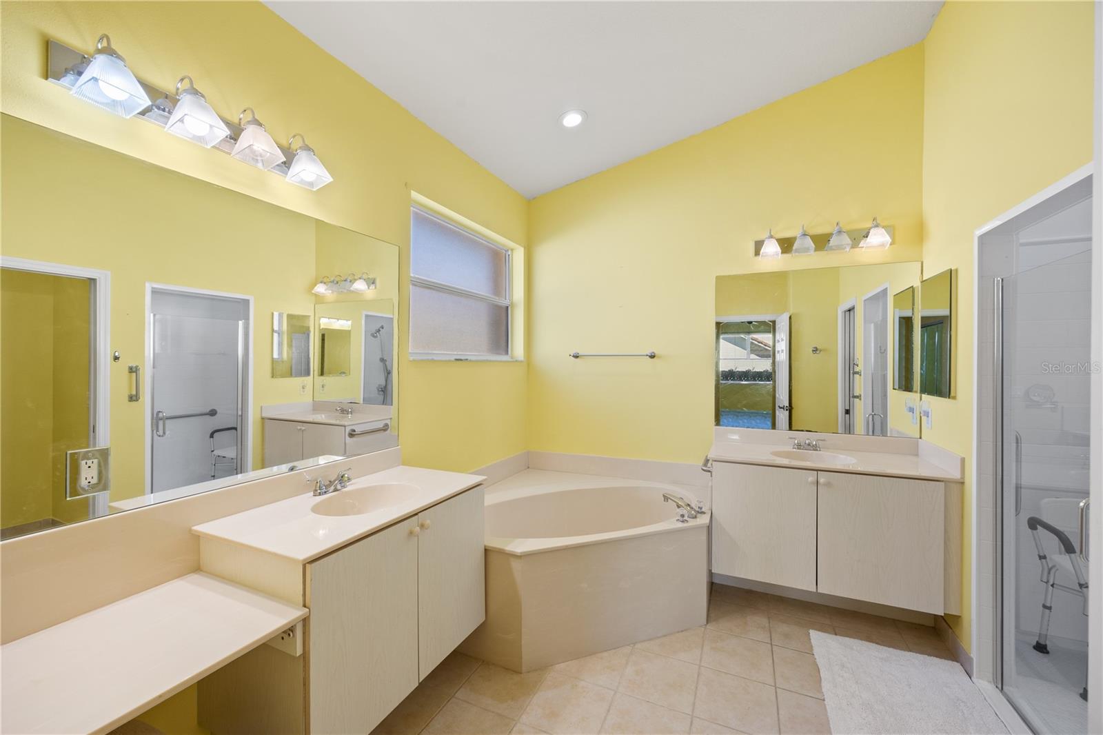 Image 17 of 74 For 6506 42nd Street E