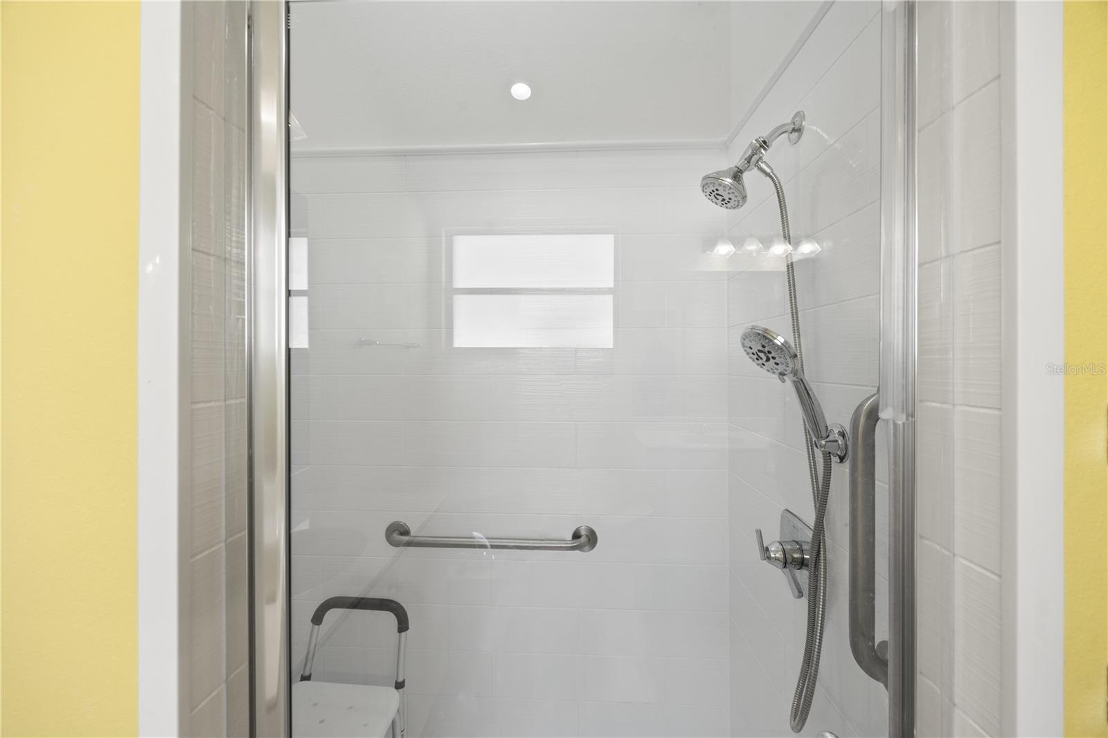 Image 19 of 74 For 6506 42nd Street E