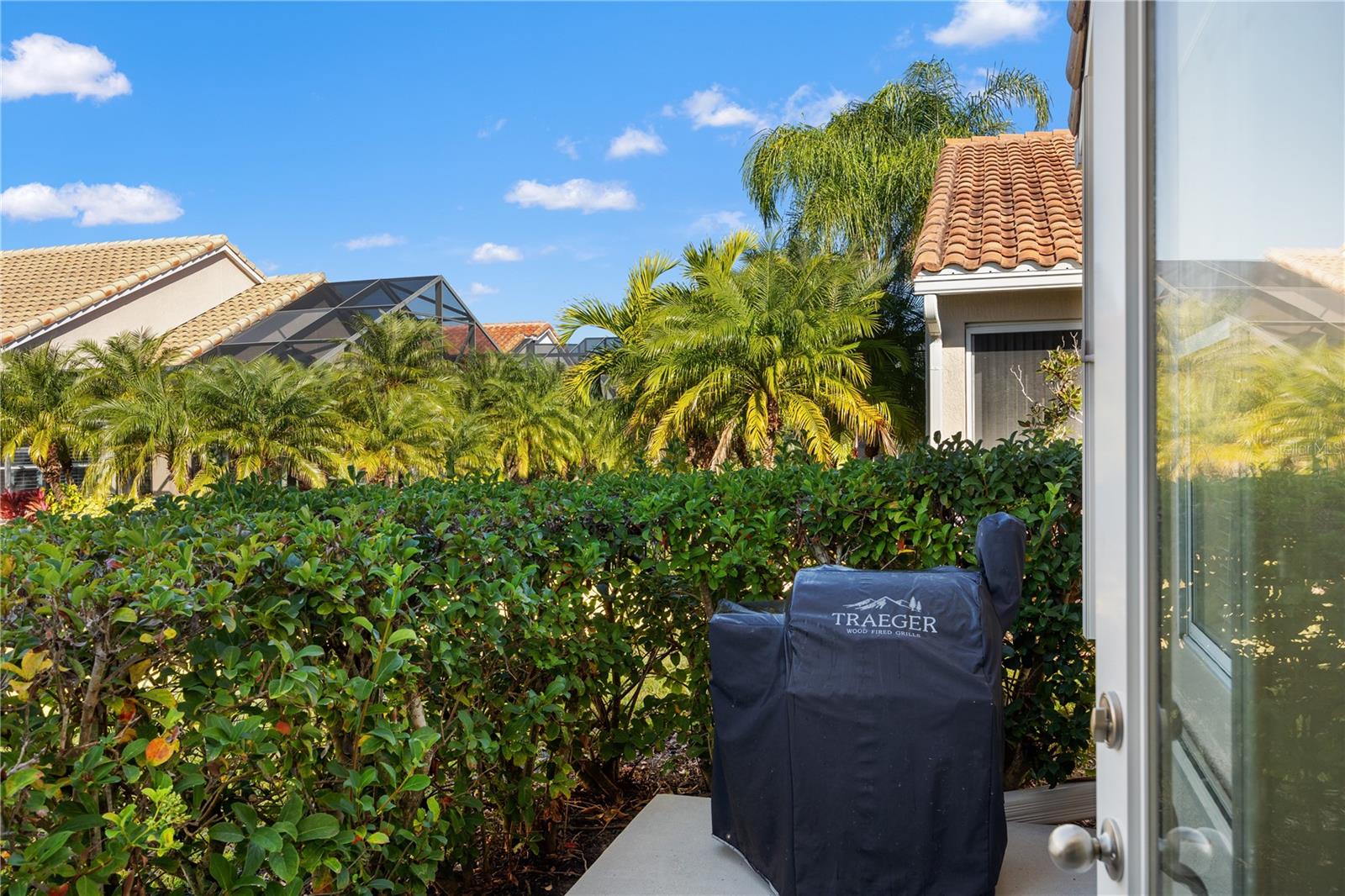 Image 22 of 74 For 6506 42nd Street E