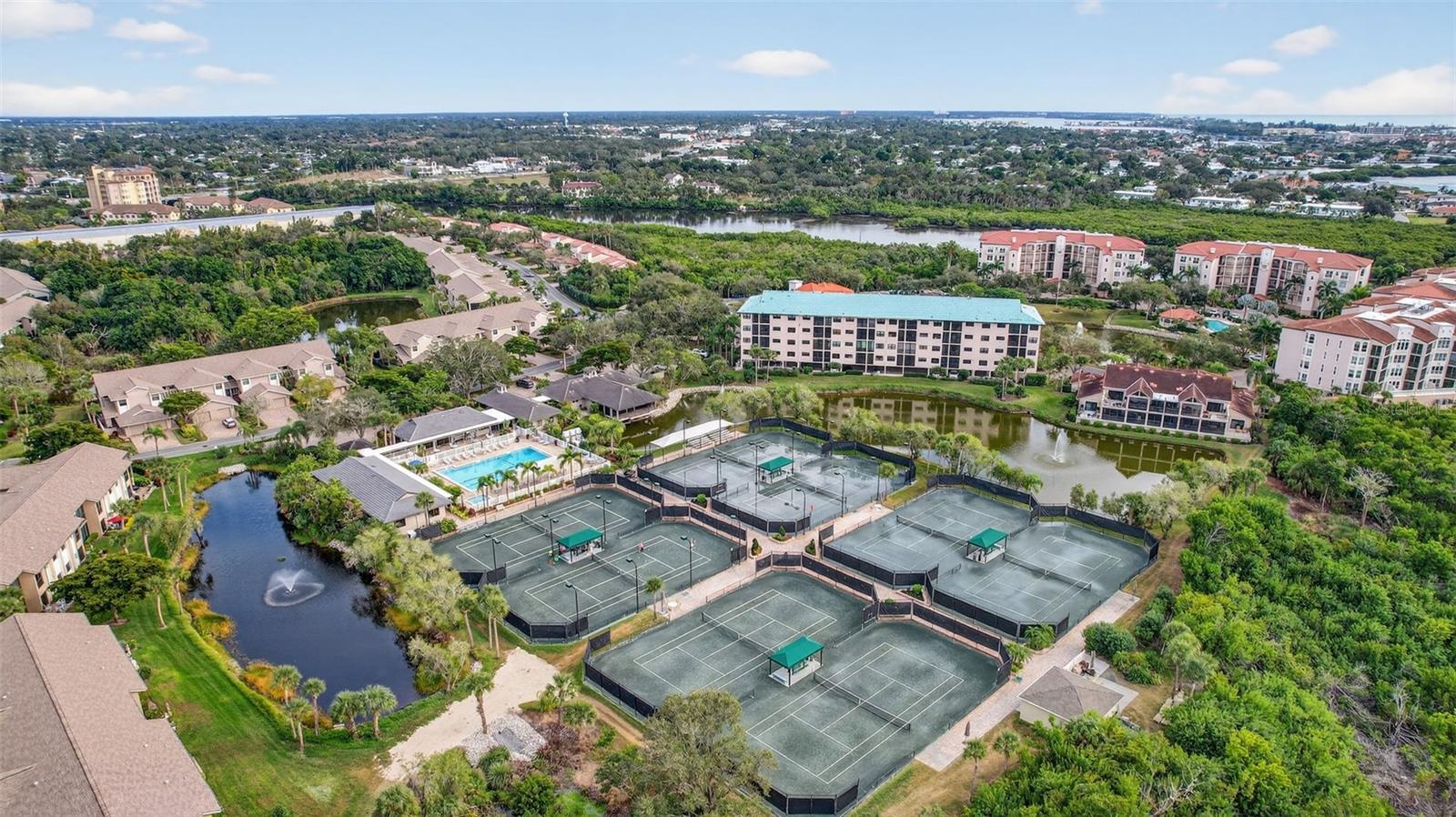 Image 52 of 53 For 1723 Starling Drive