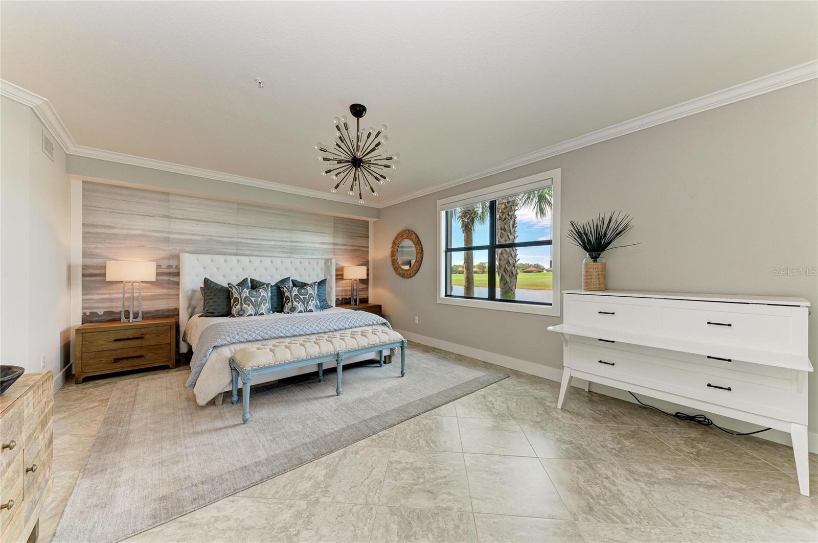 Image 18 of 73 For 5916 Wake Forest Run 104