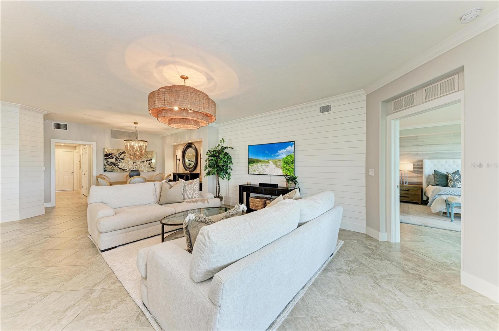 Image 7 of 73 For 5916 Wake Forest Run 104