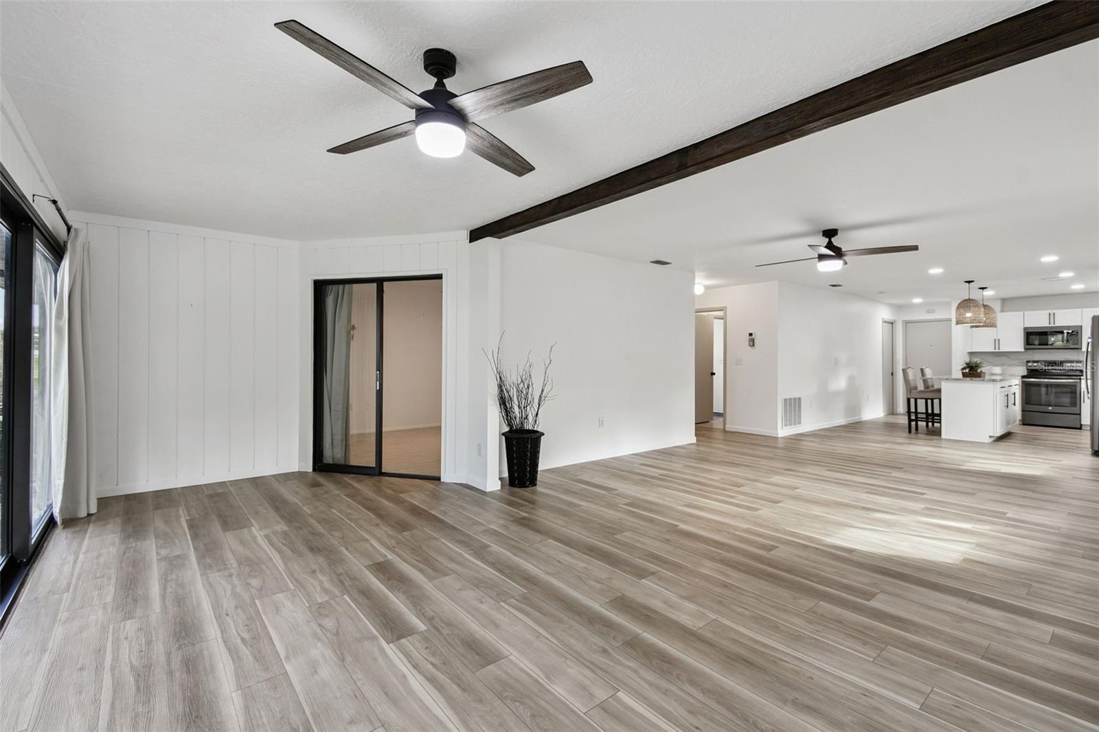 Image 23 of 55 For 3500 El Conquistador Parkway 301