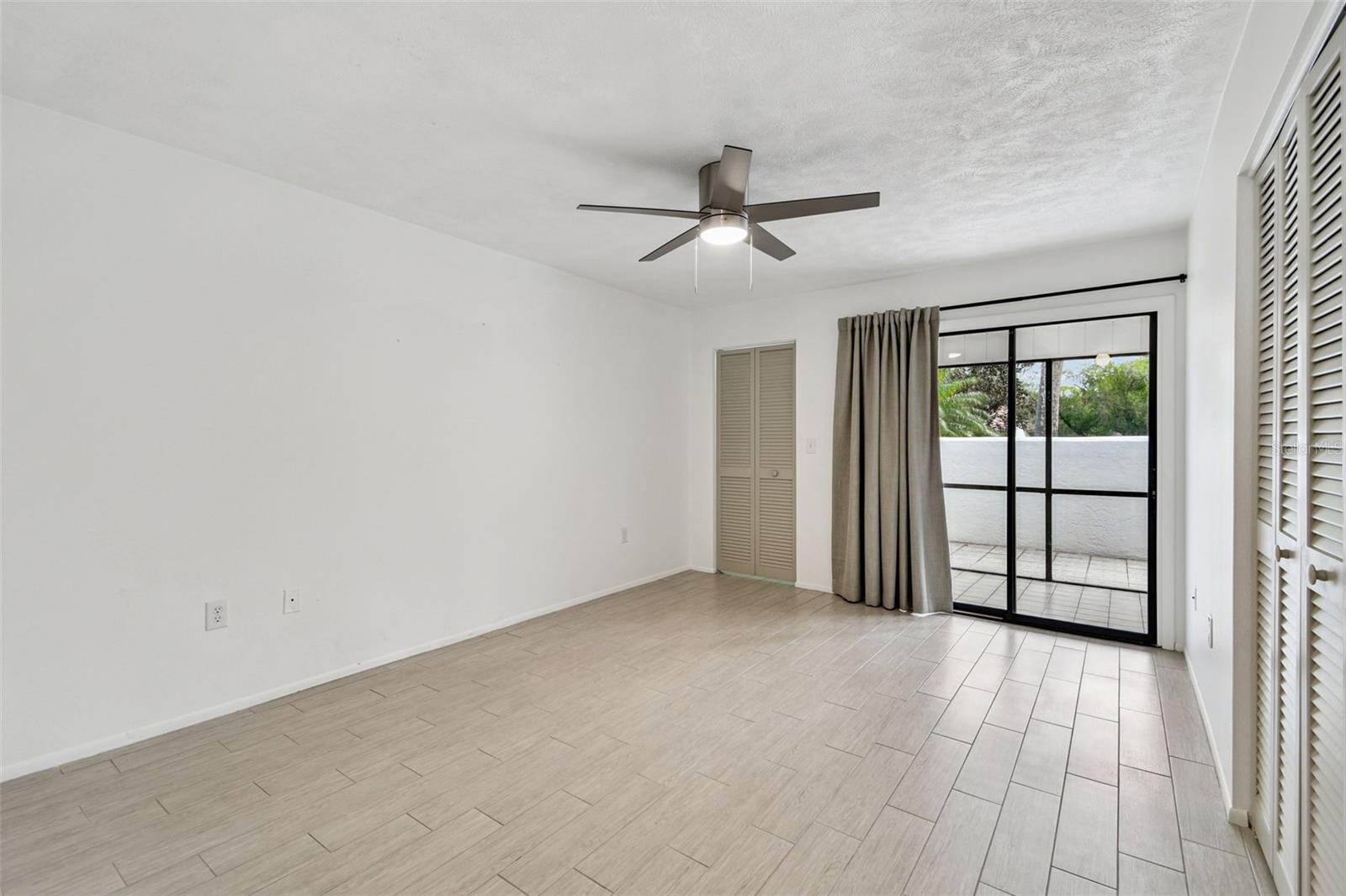 Image 30 of 55 For 3500 El Conquistador Parkway 301