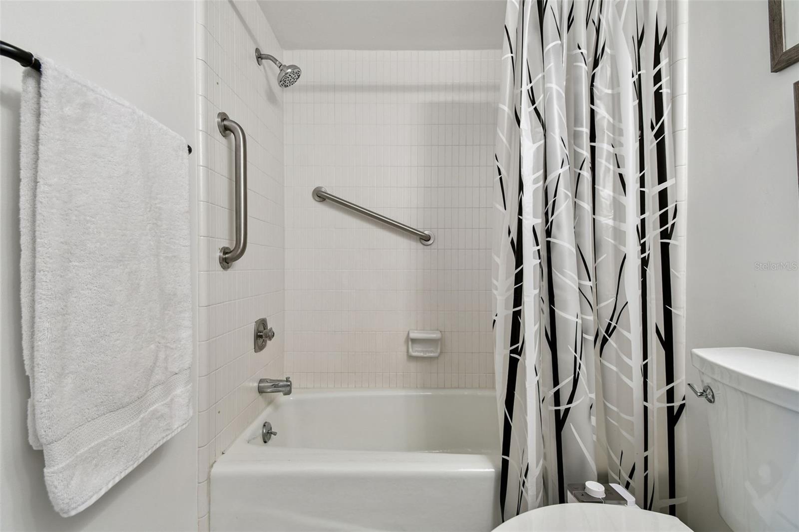 Image 40 of 55 For 3500 El Conquistador Parkway 301