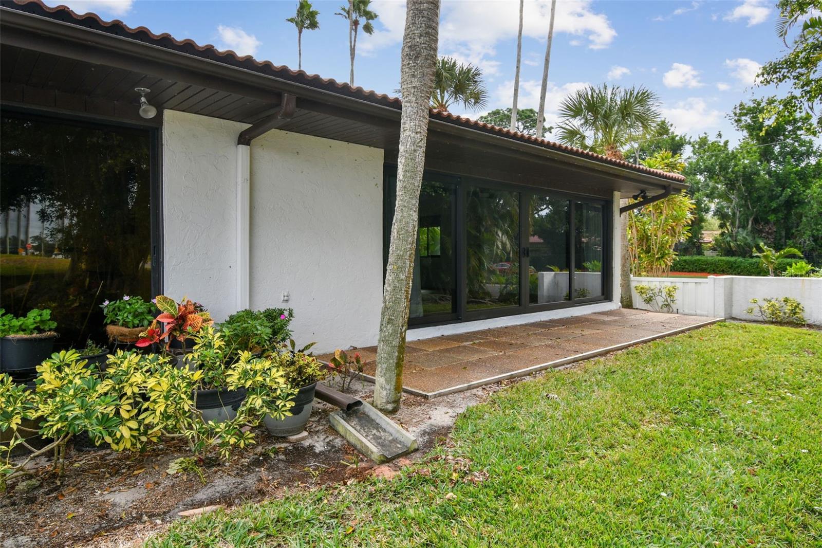 Image 42 of 55 For 3500 El Conquistador Parkway 301