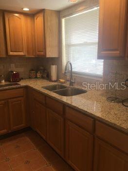 Image 11 of 25 For 3124 Lake Bayshore Drive 219