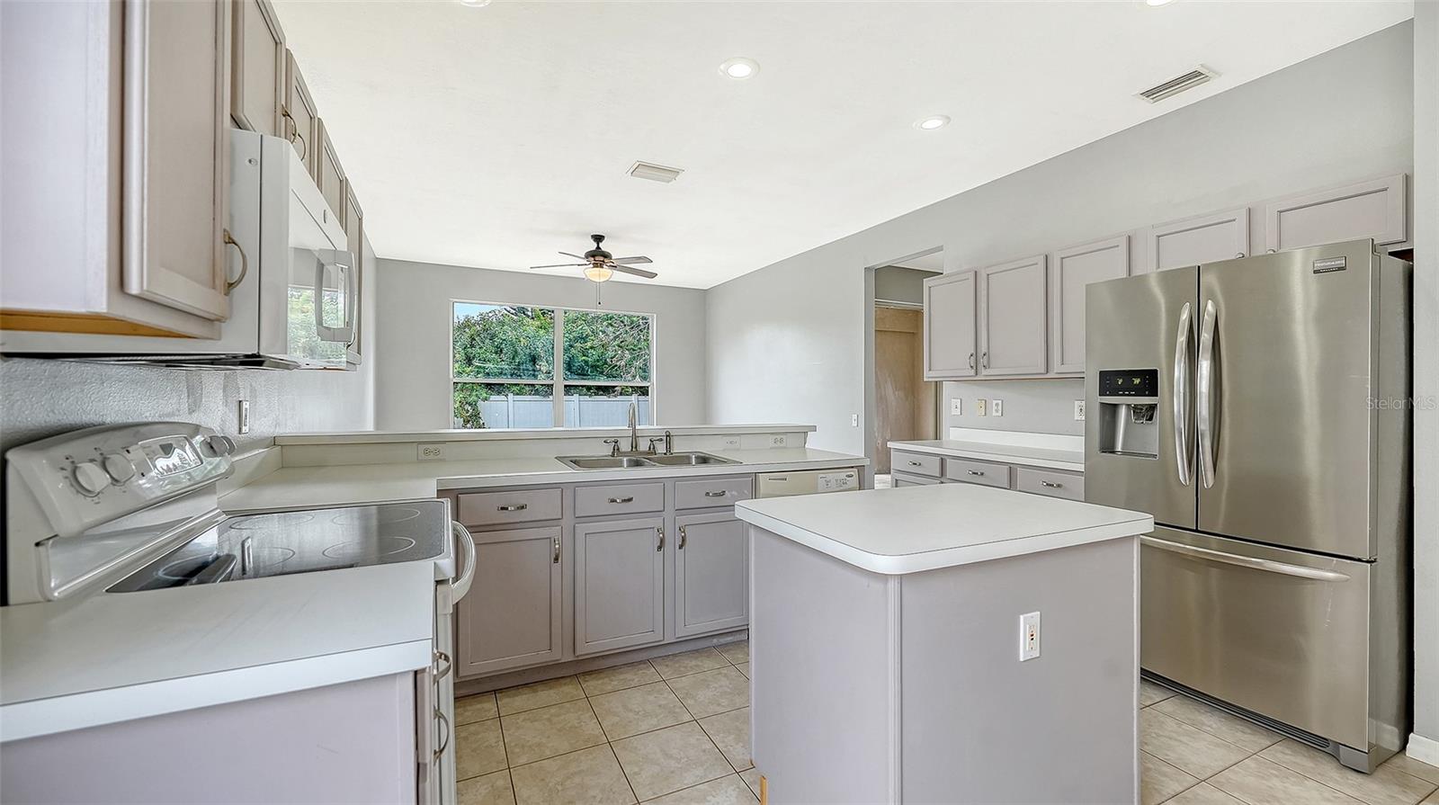 Image 20 of 35 For 5513 47th Court E