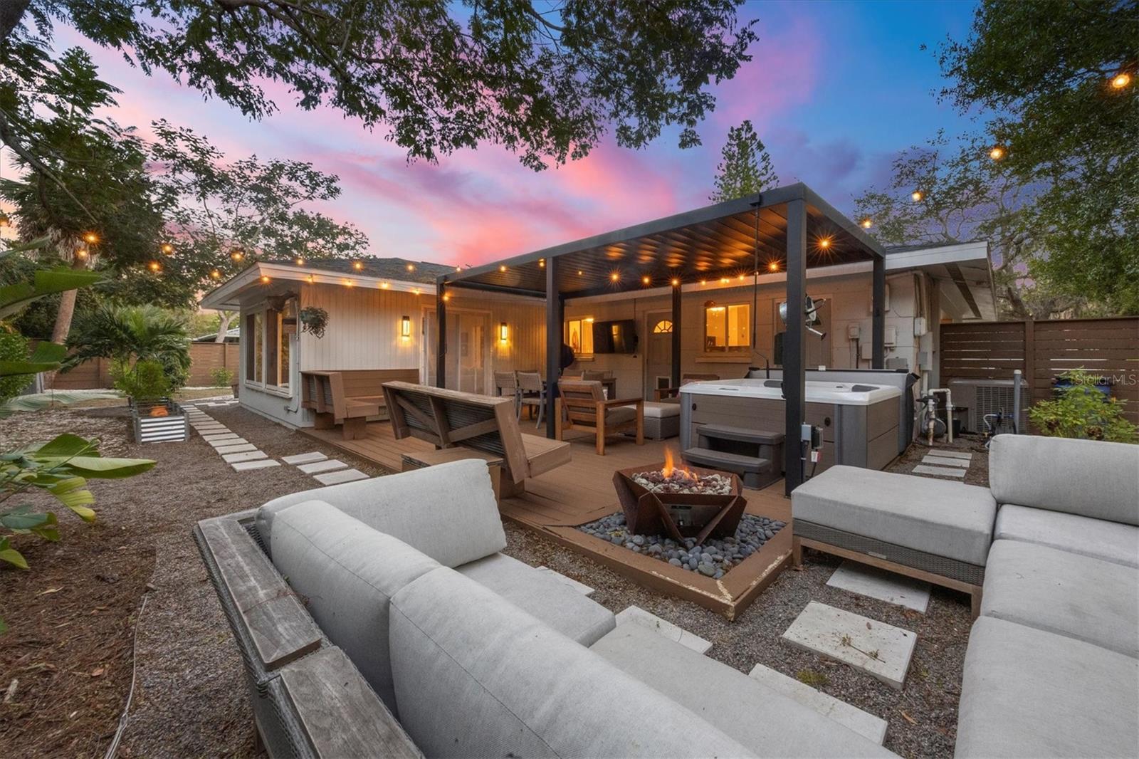 Image 11 of 85 For 2375 Datura Street