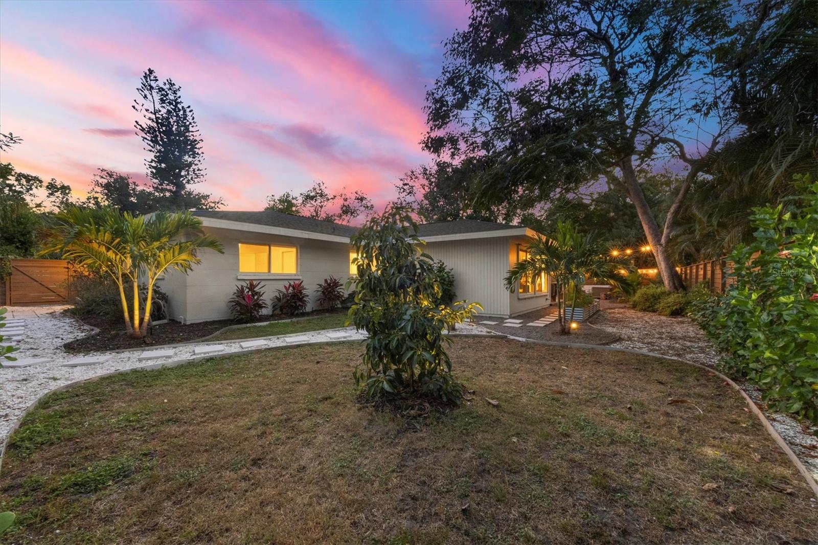 Image 15 of 85 For 2375 Datura Street