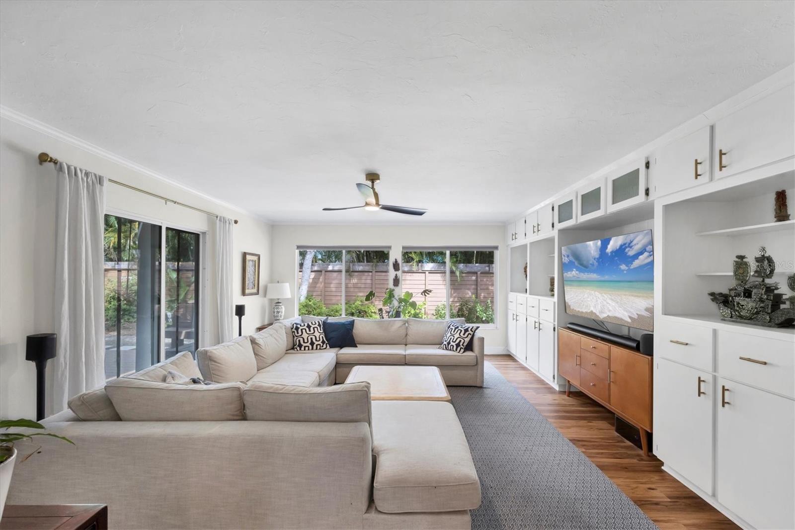 Image 31 of 85 For 2375 Datura Street