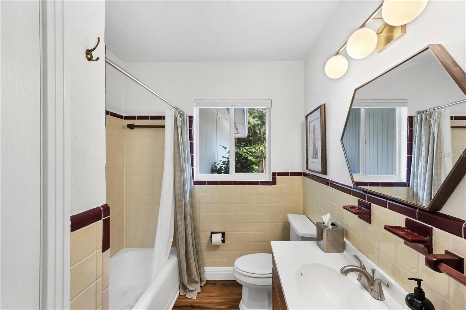 Image 39 of 85 For 2375 Datura Street