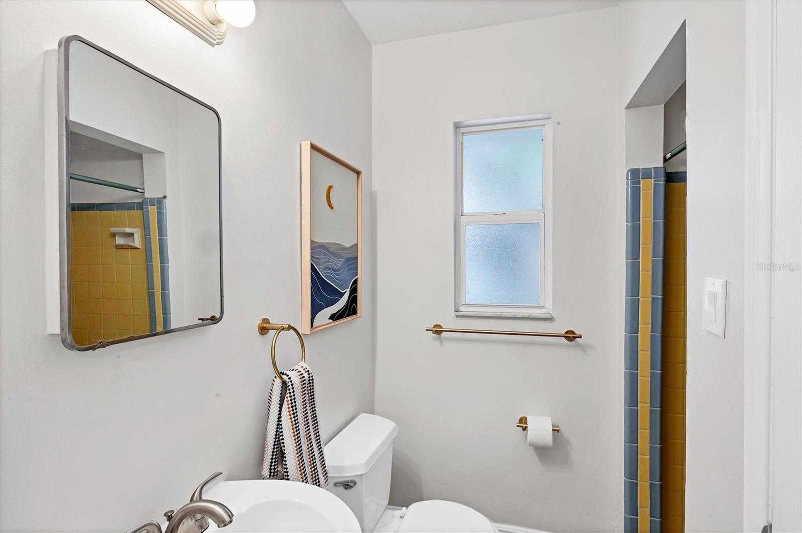 Image 52 of 85 For 2375 Datura Street