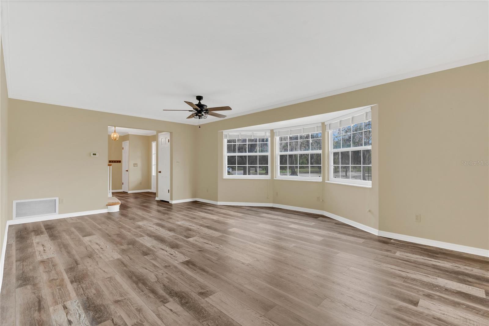 Image 8 of 59 For 1950 El Paso Trail