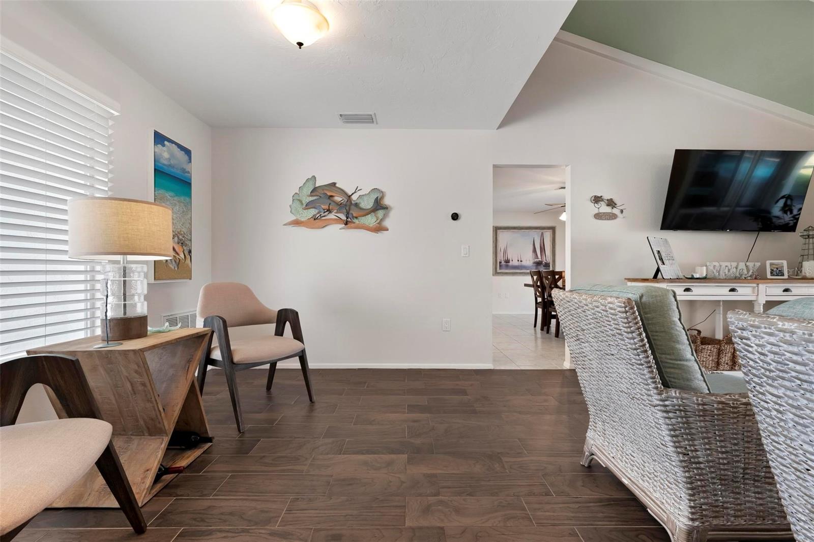 Image 15 of 44 For 6552 Waterford Circle