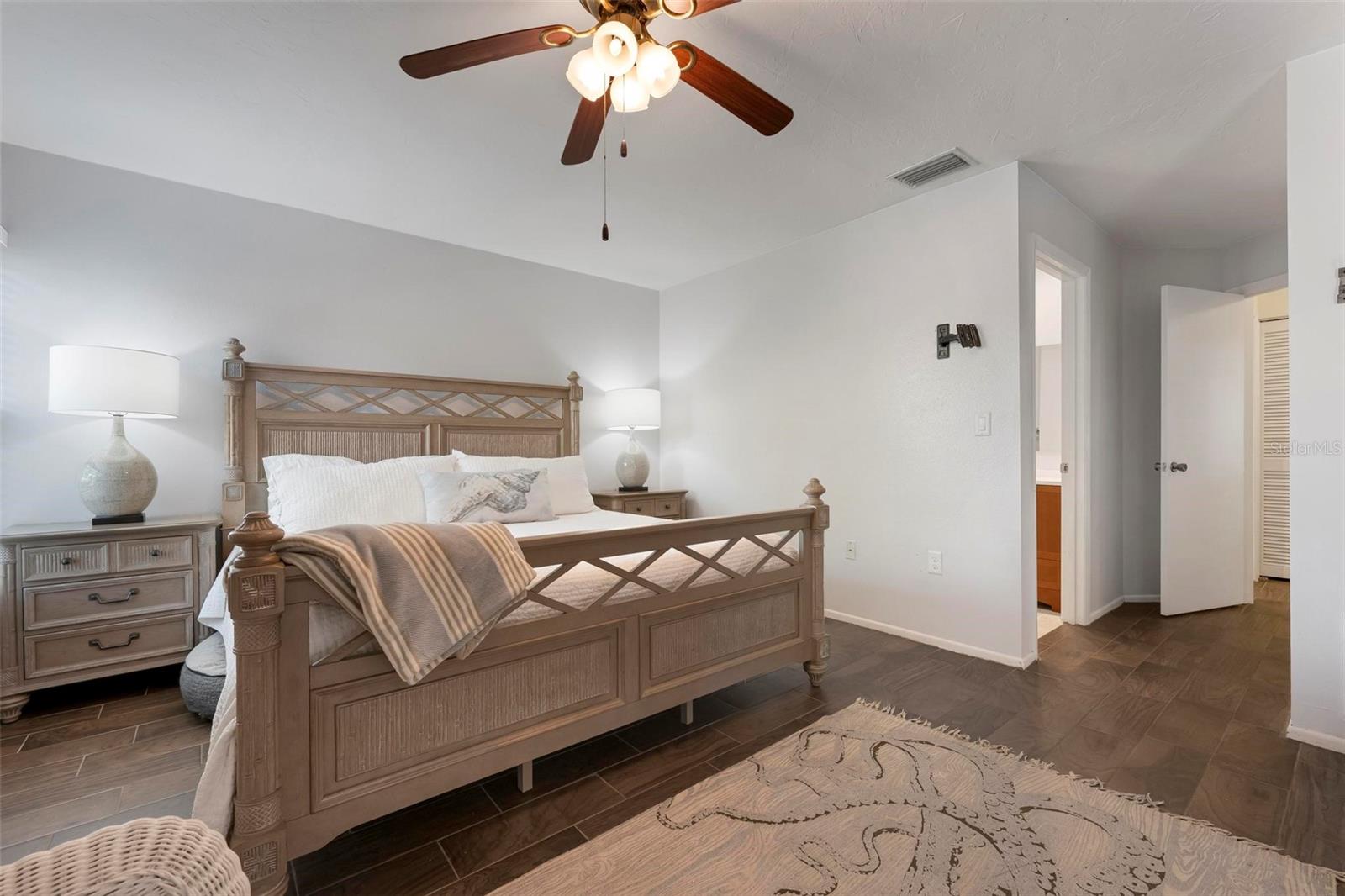 Image 33 of 44 For 6552 Waterford Circle