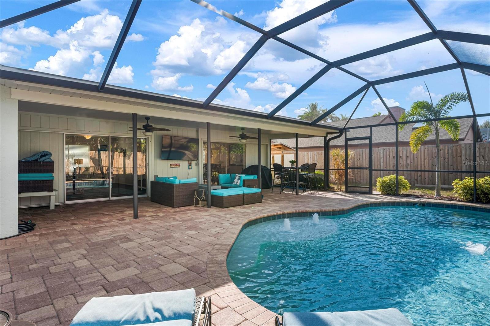 Image 8 of 44 For 6552 Waterford Circle