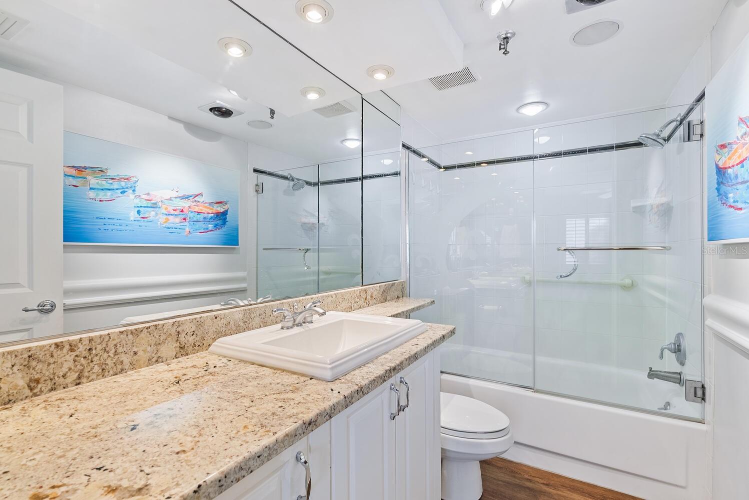 Image 25 of 44 For 1104 Benjamin Franklin Drive 515