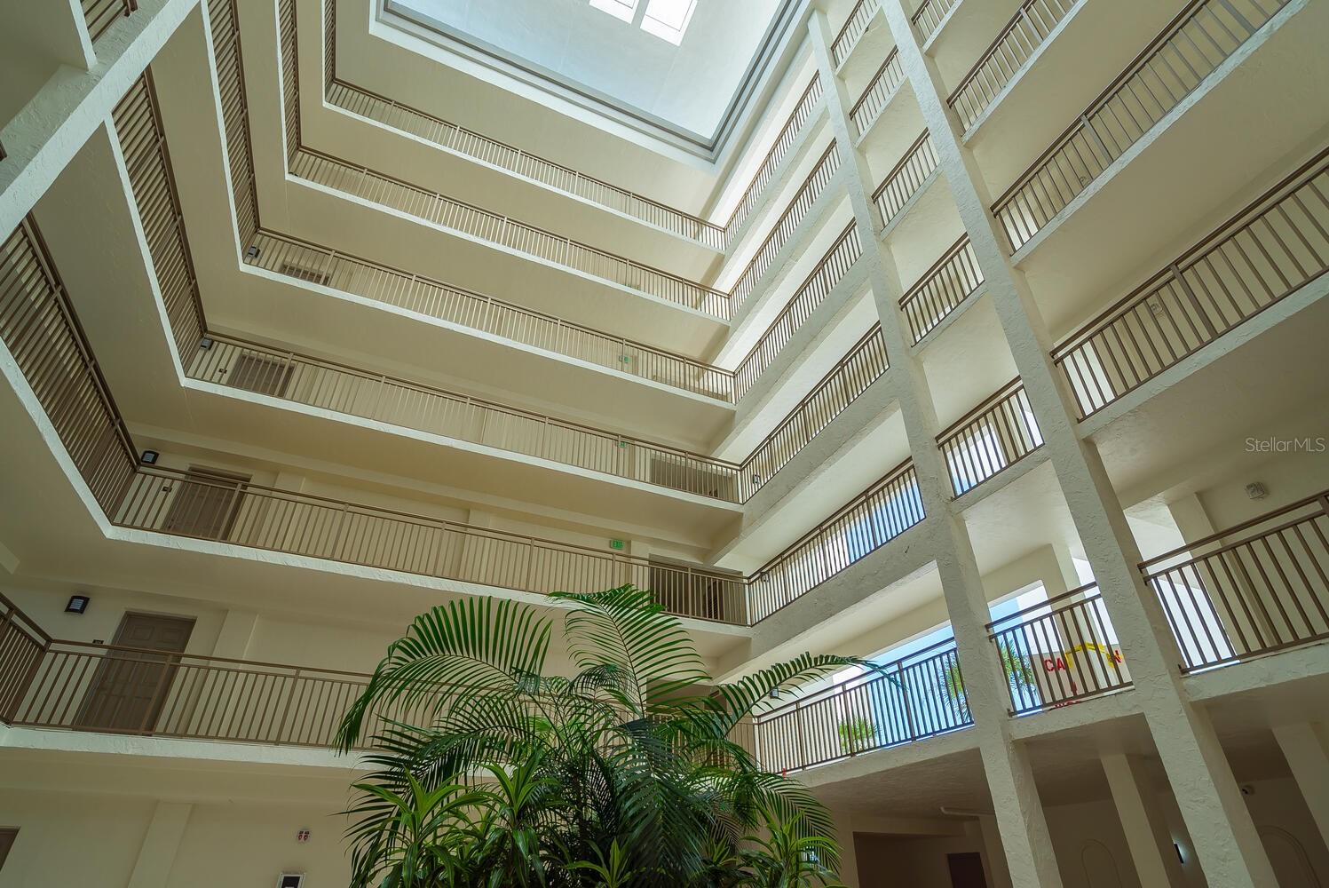 Image 29 of 44 For 1104 Benjamin Franklin Drive 515