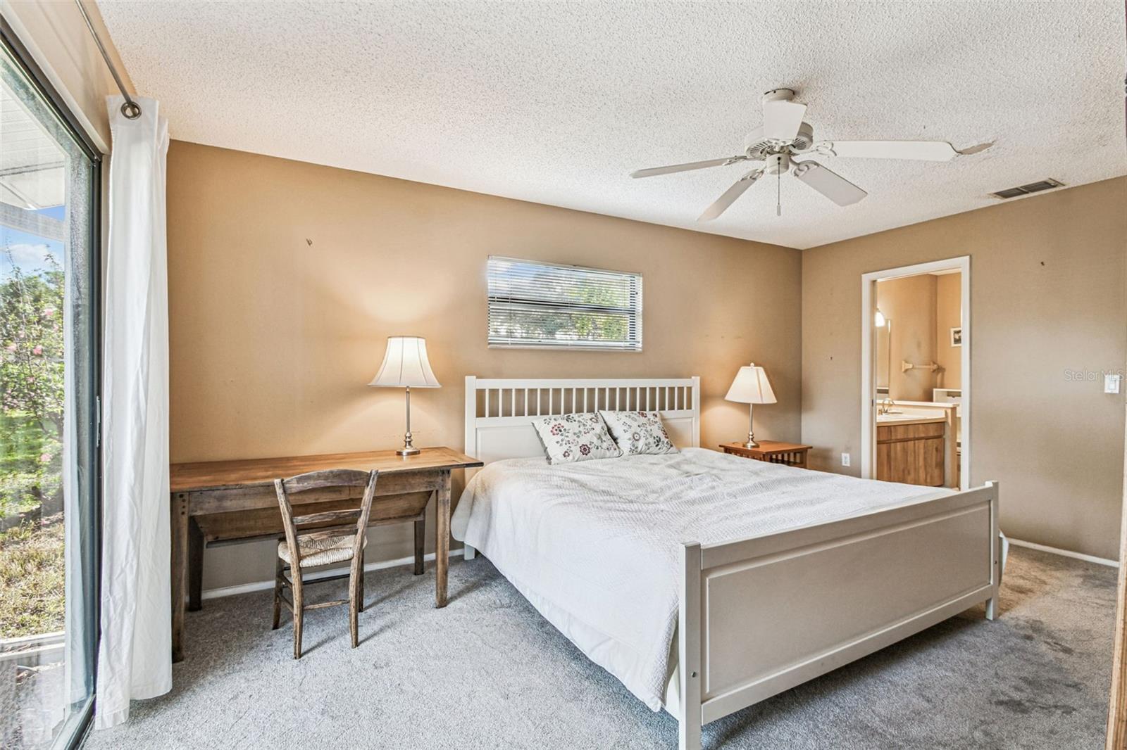 Image 11 of 40 For 6702 Pointe West Blvd