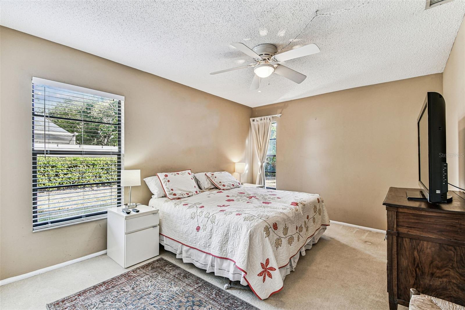 Image 29 of 40 For 6702 Pointe West Blvd