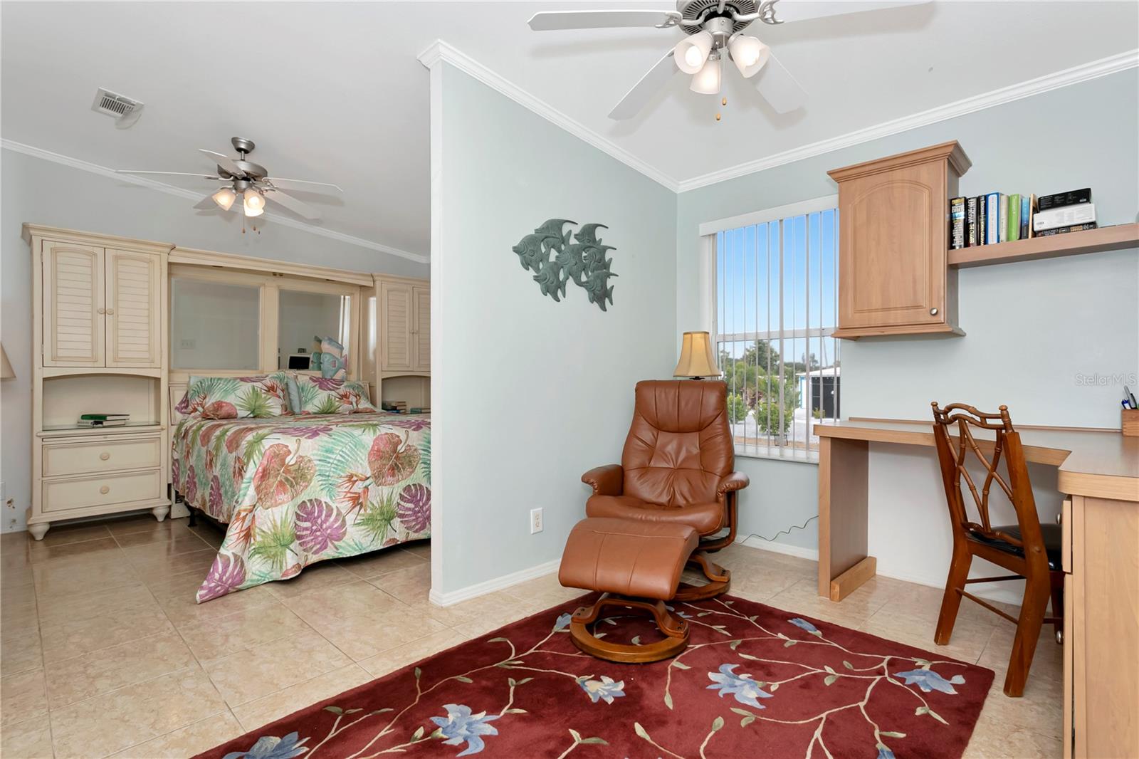 Image 10 of 36 For 6604 Marina Drive