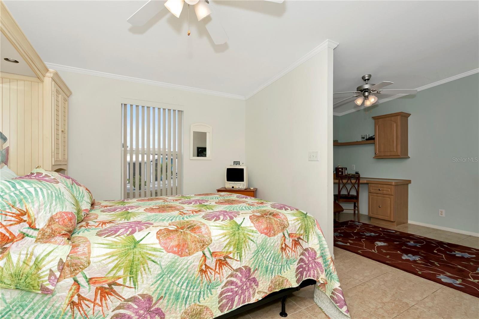 Image 14 of 36 For 6604 Marina Drive