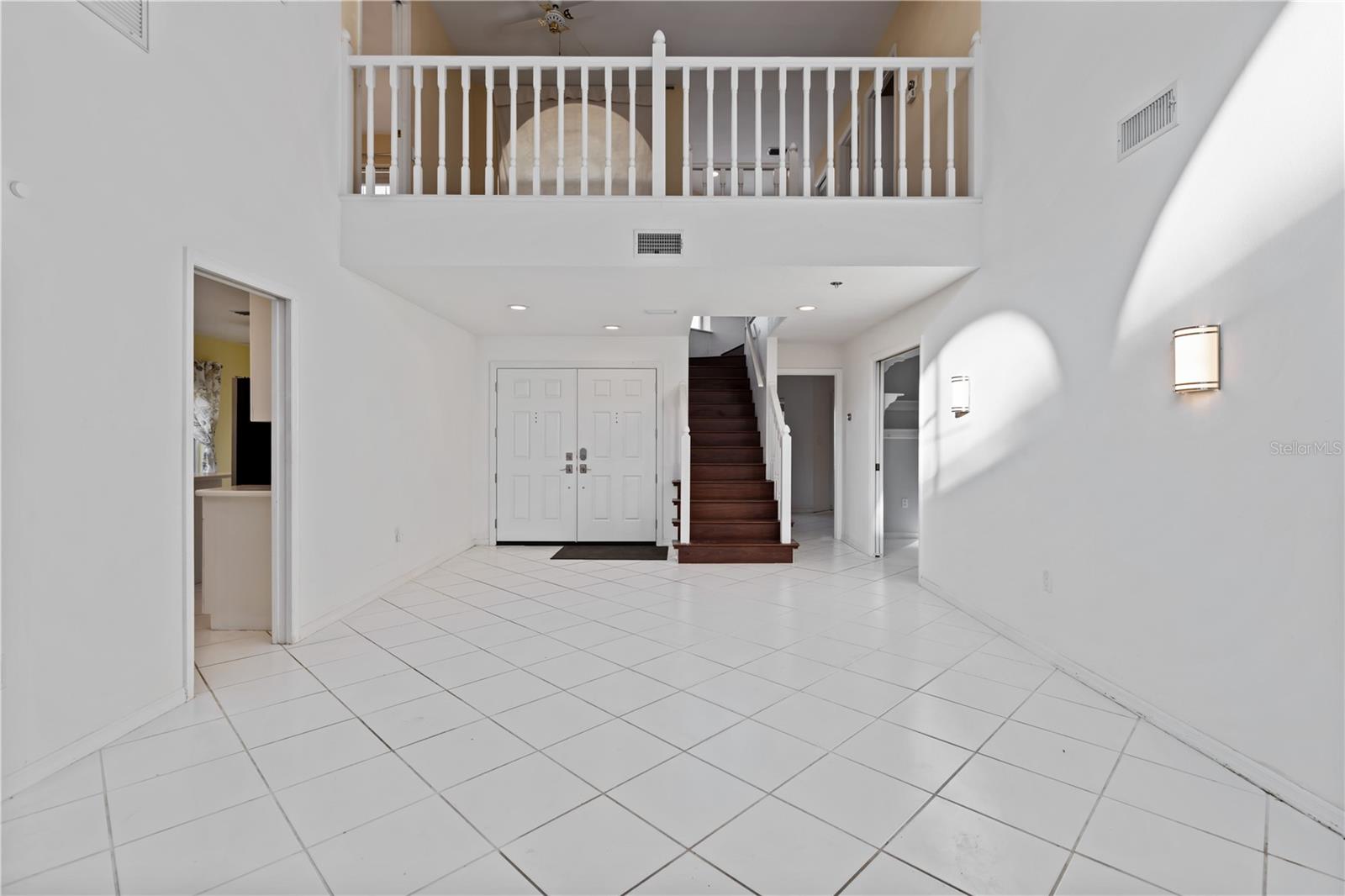 Image 8 of 36 For 6719 Paseo Castille