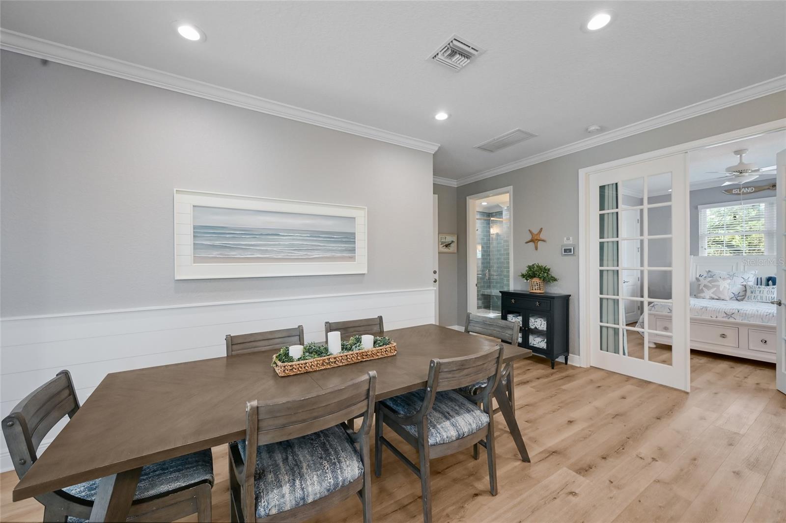 Image 16 of 68 For 159 Crescent Drive