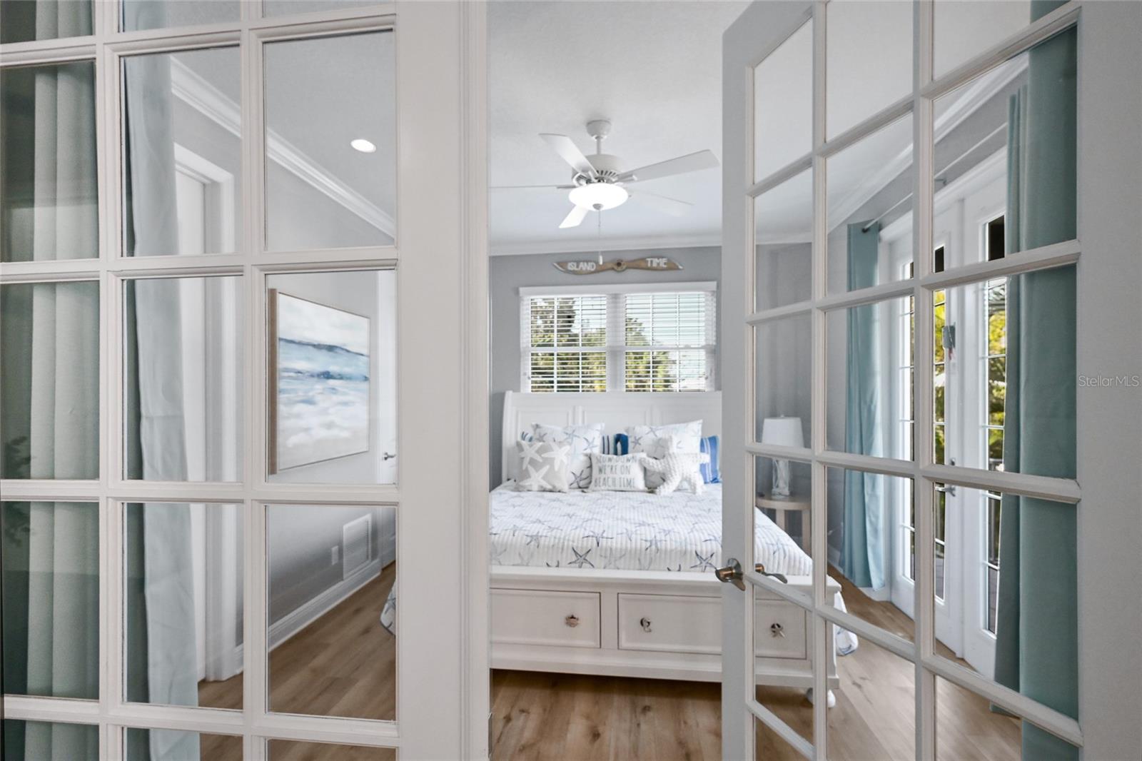 Image 19 of 68 For 159 Crescent Drive