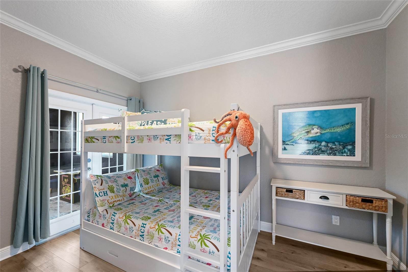 Image 25 of 68 For 159 Crescent Drive