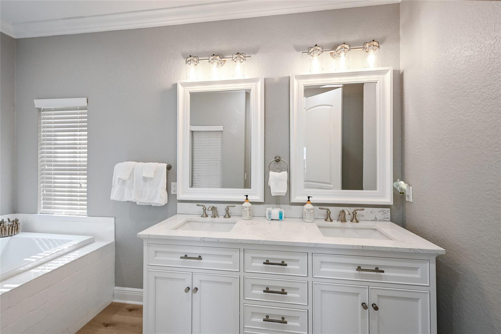 Image 33 of 68 For 159 Crescent Drive