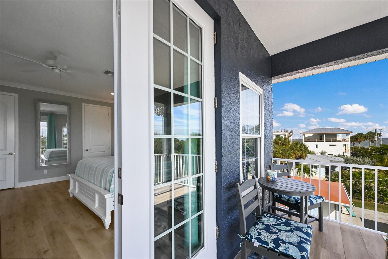 Image 38 of 68 For 159 Crescent Drive