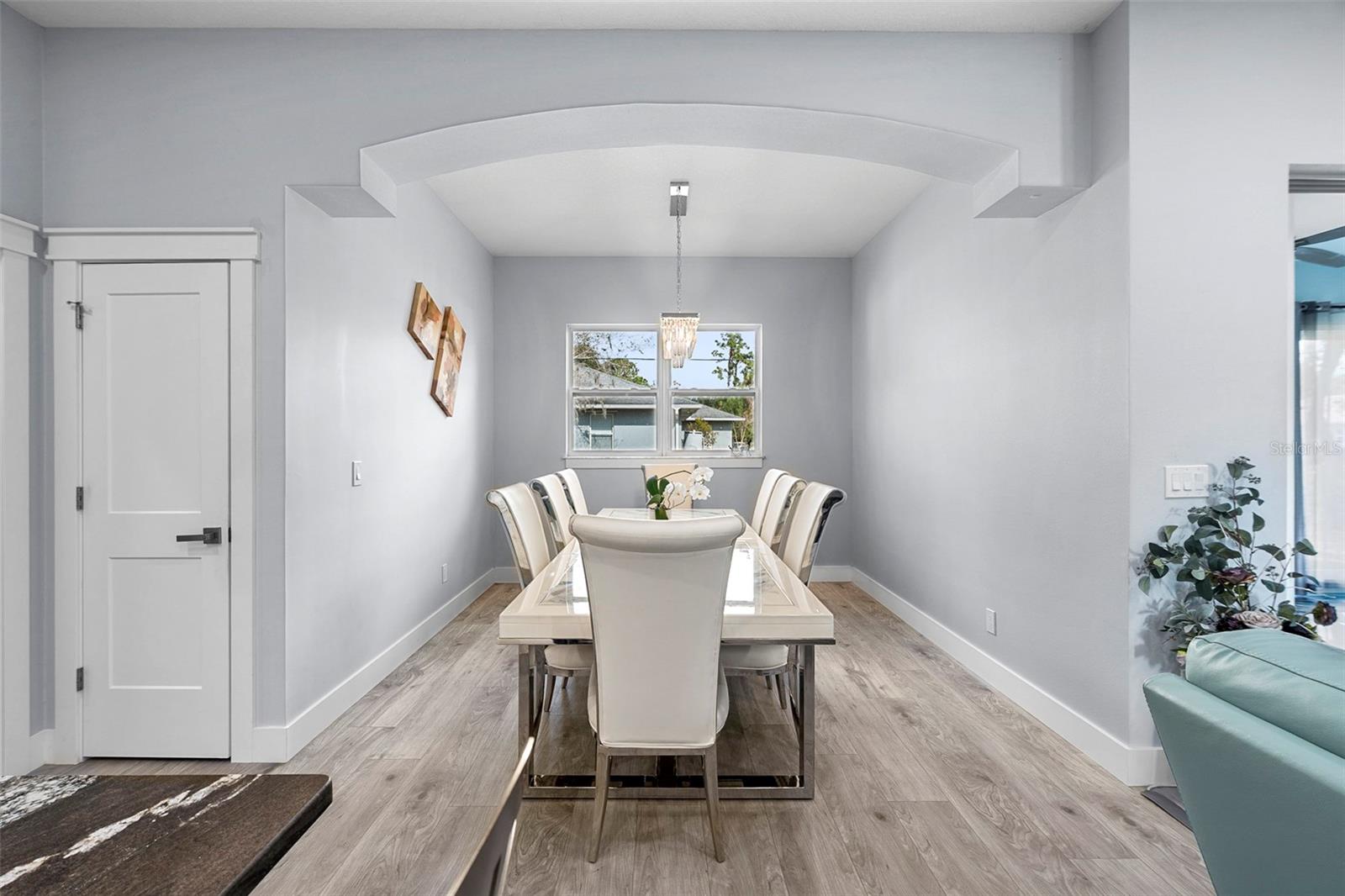 Image 10 of 39 For 3038 Velvet Lane