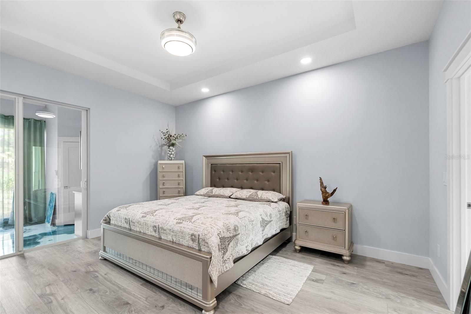 Image 12 of 39 For 3038 Velvet Lane