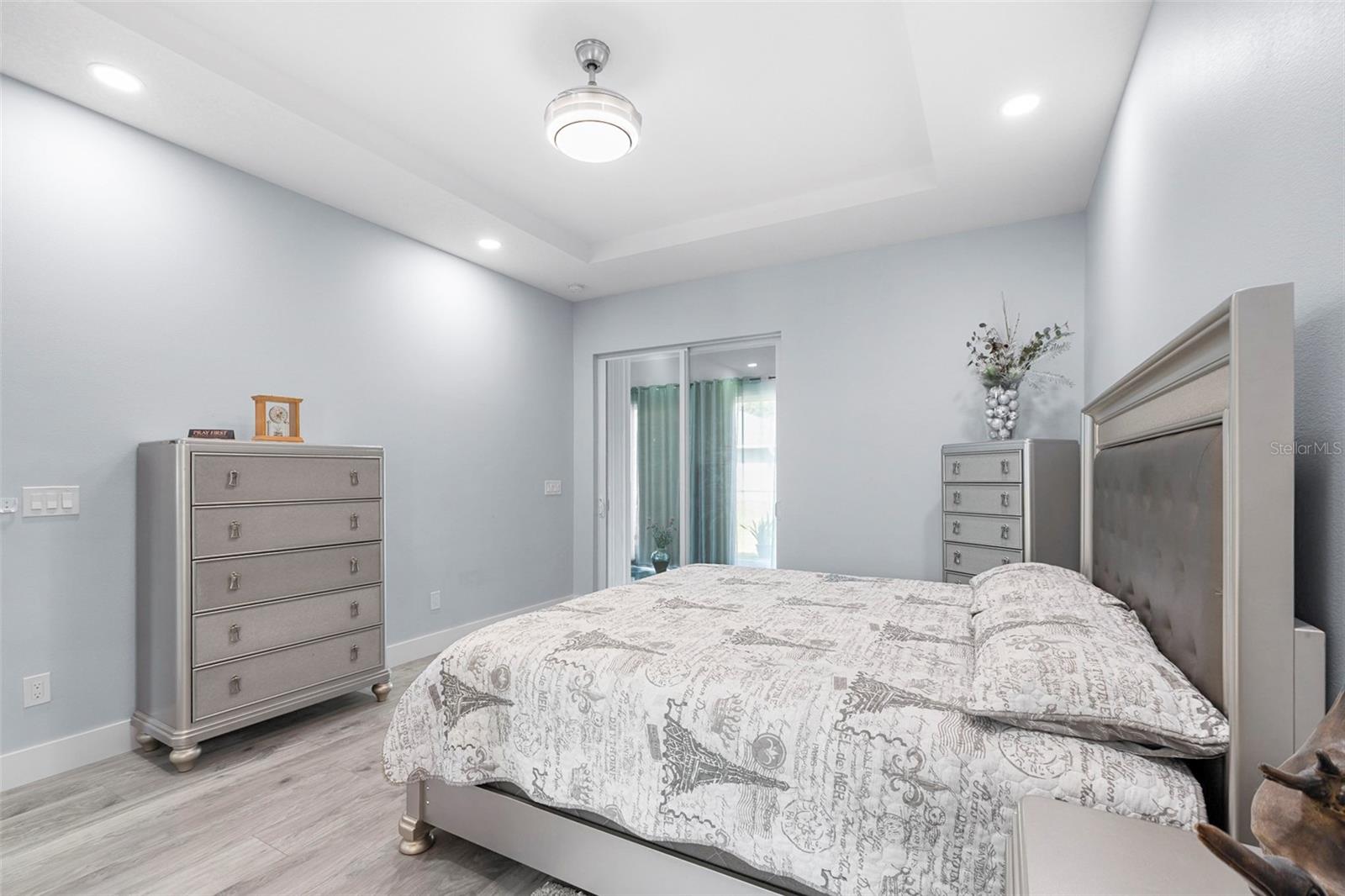 Image 14 of 39 For 3038 Velvet Lane