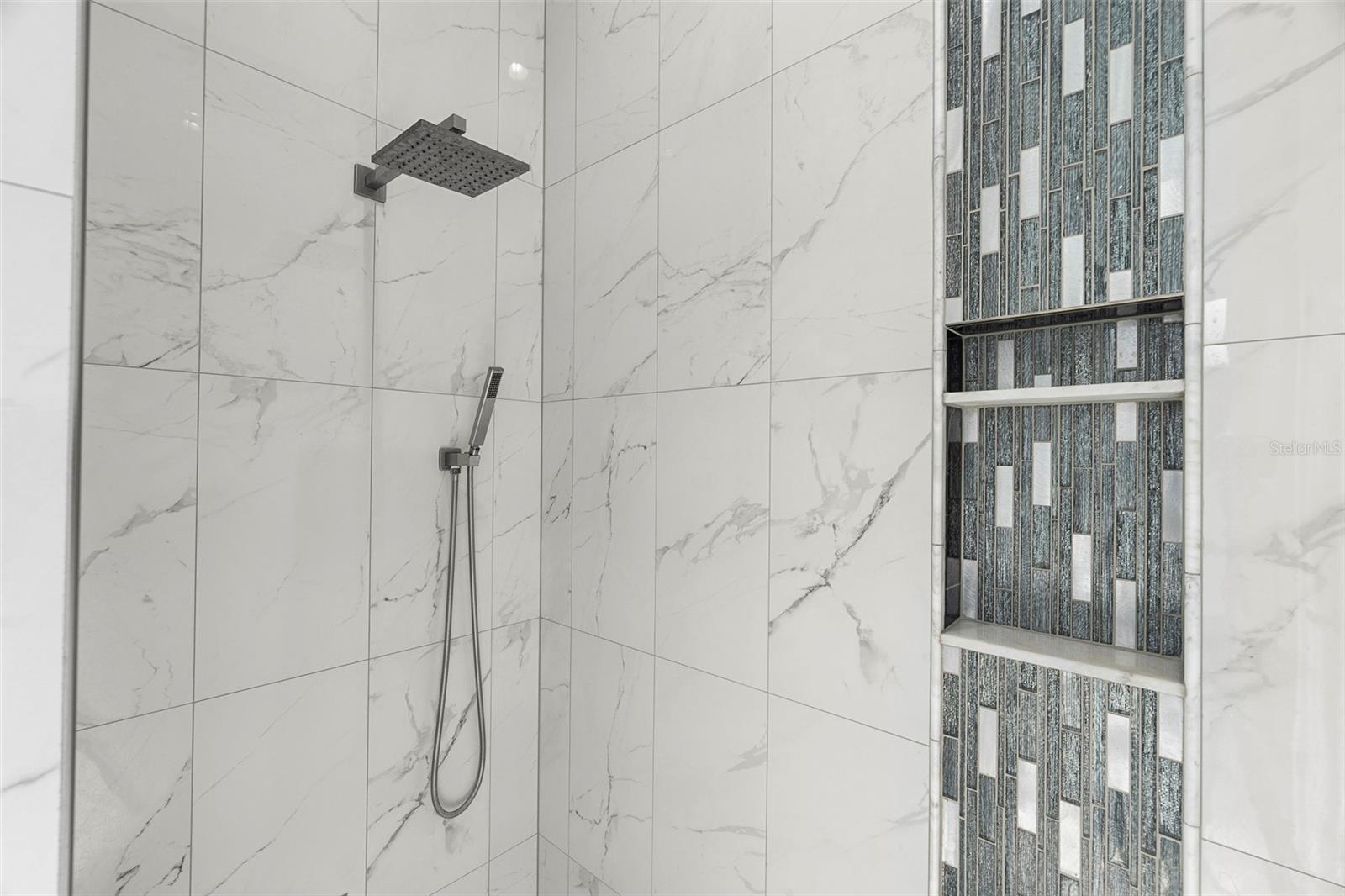 Image 17 of 39 For 3038 Velvet Lane