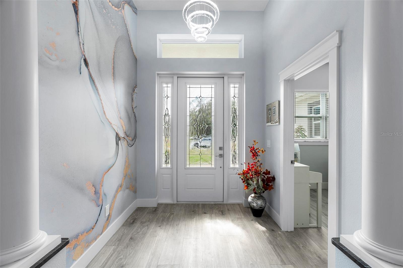 Image 2 of 39 For 3038 Velvet Lane