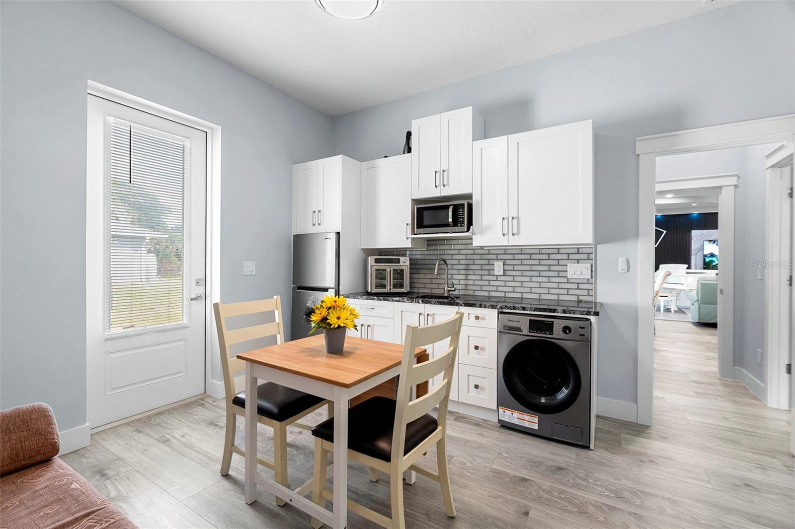 Image 20 of 39 For 3038 Velvet Lane