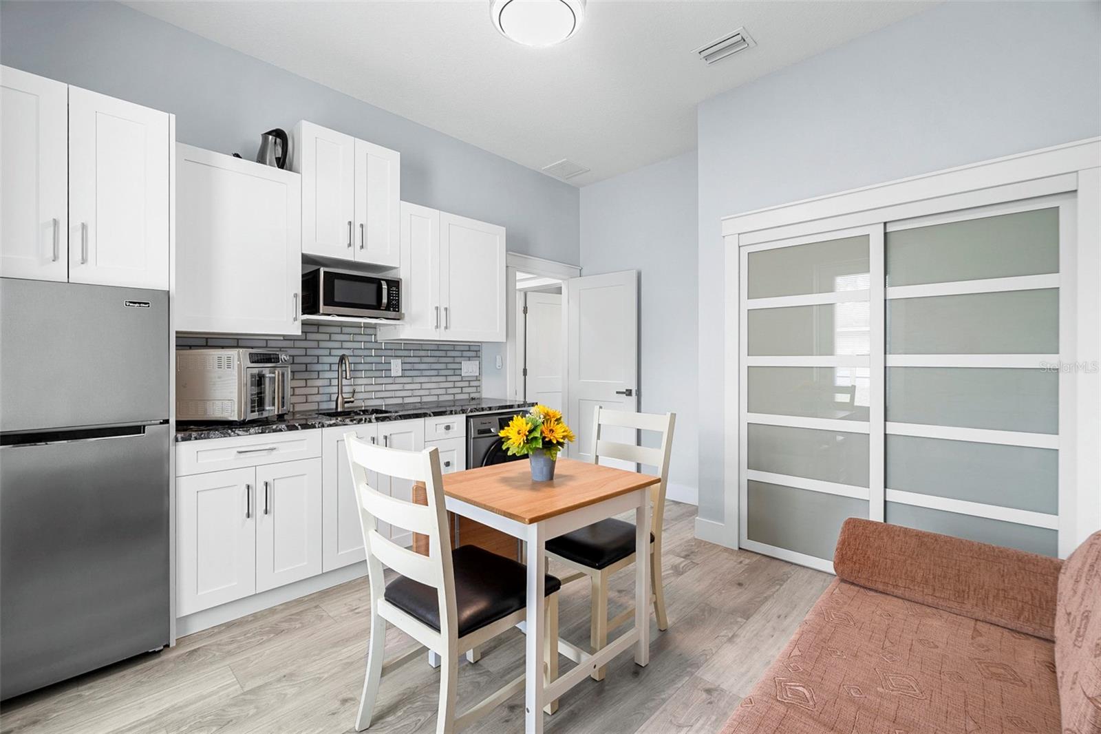 Image 22 of 39 For 3038 Velvet Lane