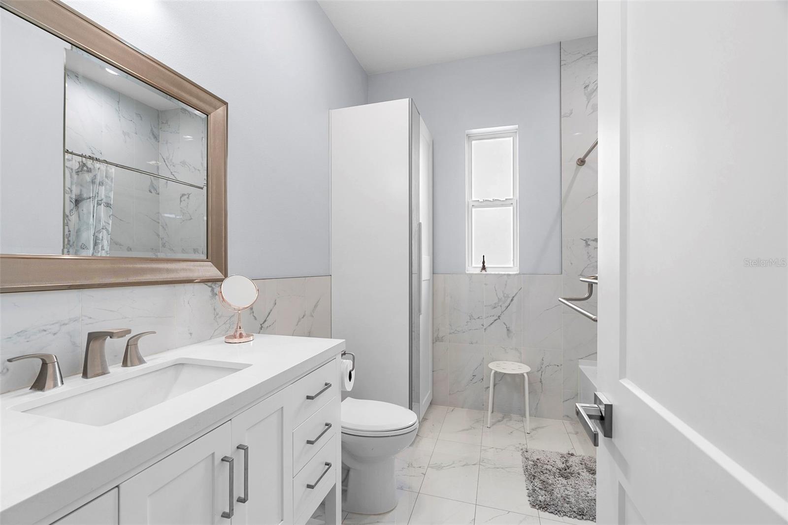 Image 25 of 39 For 3038 Velvet Lane