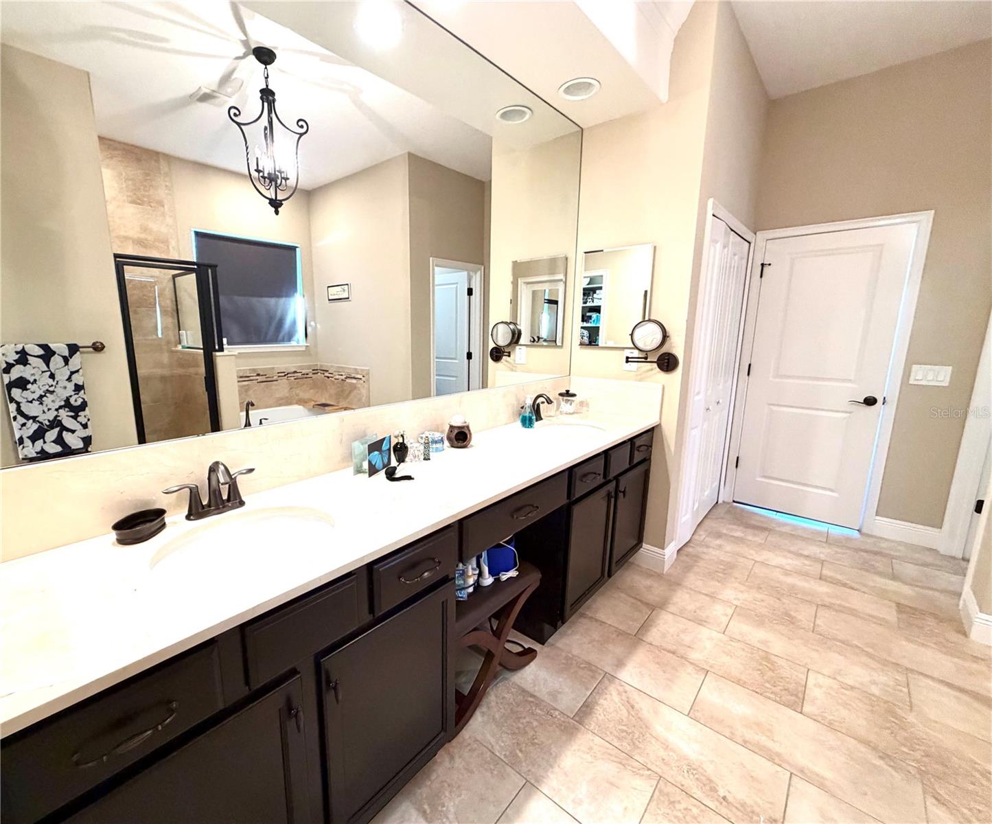 Image 22 of 40 For 388 Hammock Oak Circle