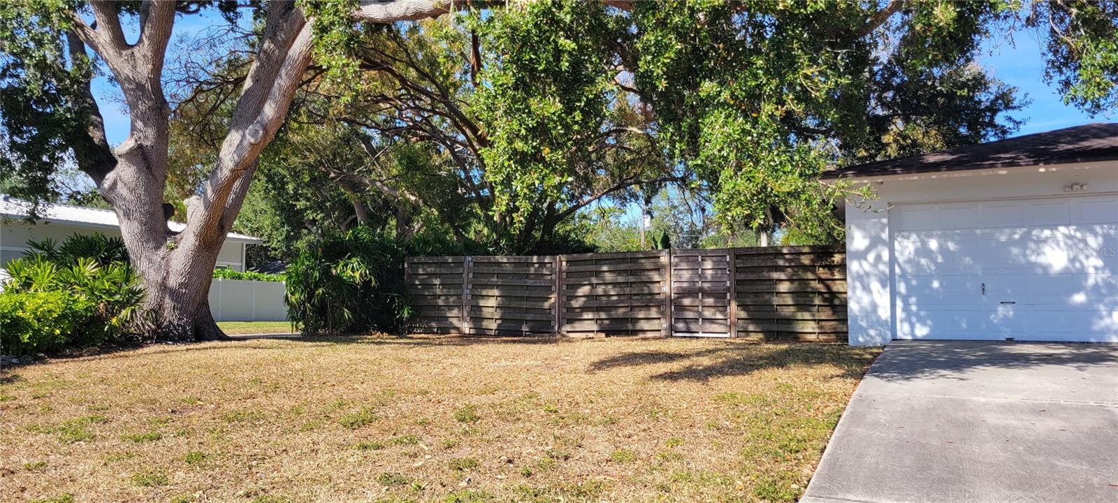 Image 4 of 4 For 2515 Clematis Street