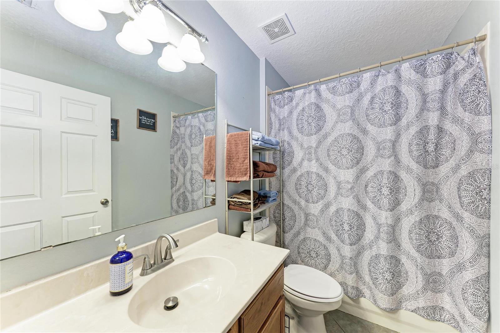 Image 27 of 45 For 4608 Oliver Manor Drive