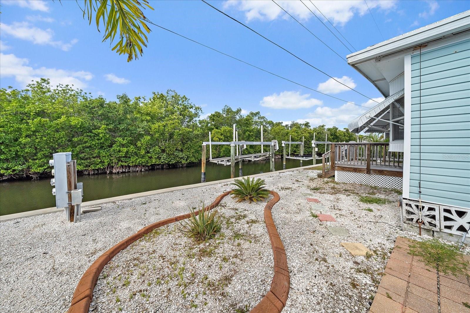 Image 28 of 32 For 191 Bimini Drive