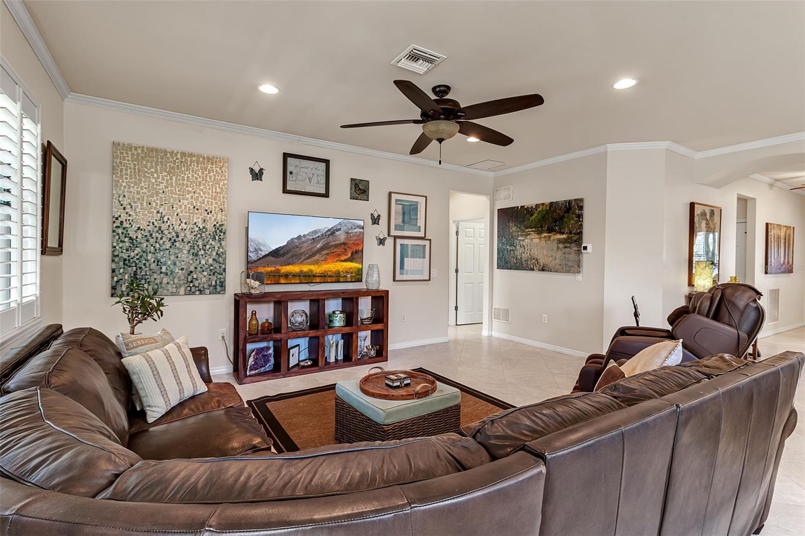 Image 16 of 89 For 11246 Sandhill Preserve Drive