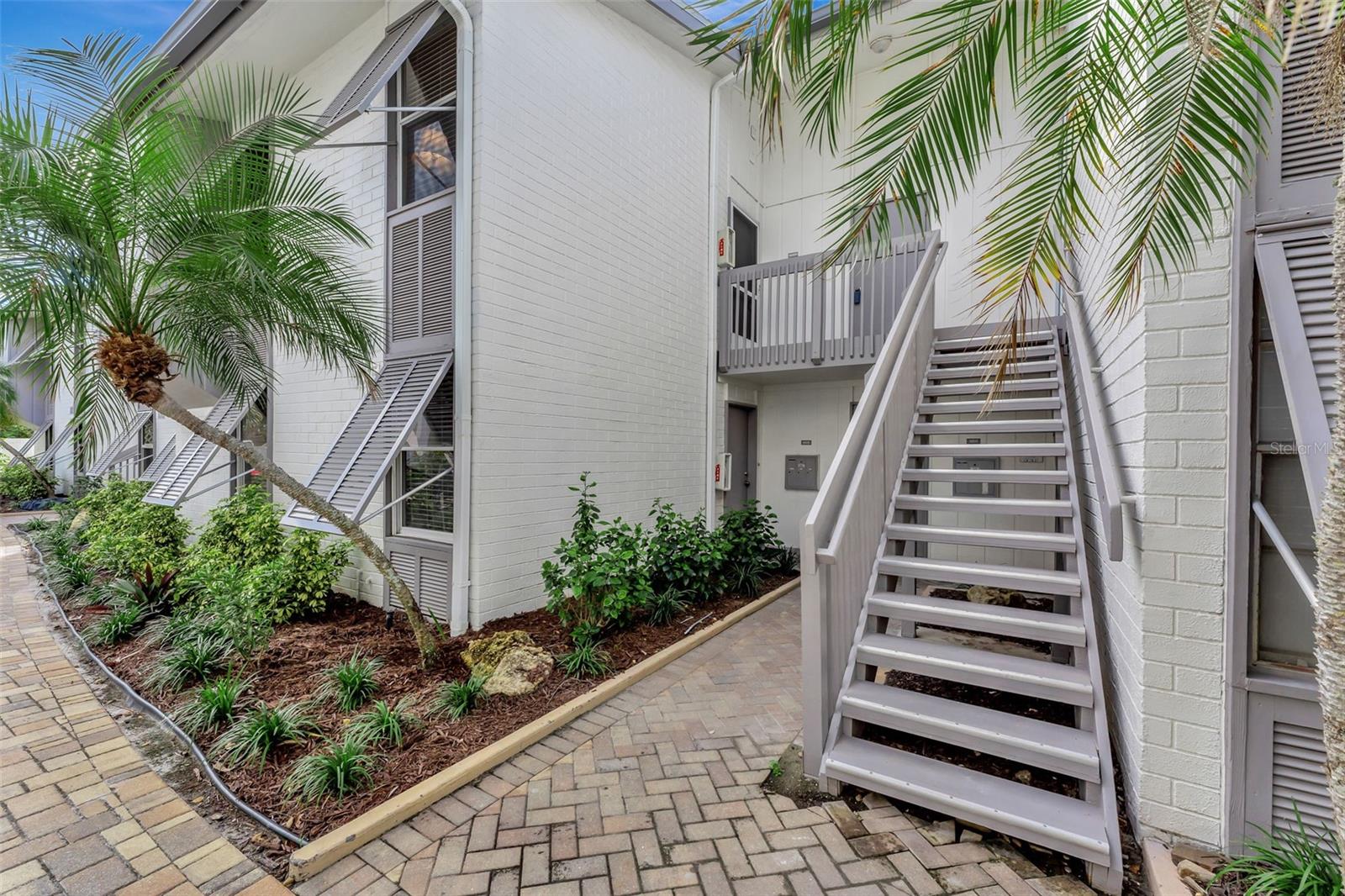 Image 5 of 52 For 1017 Peppertree Drive 116