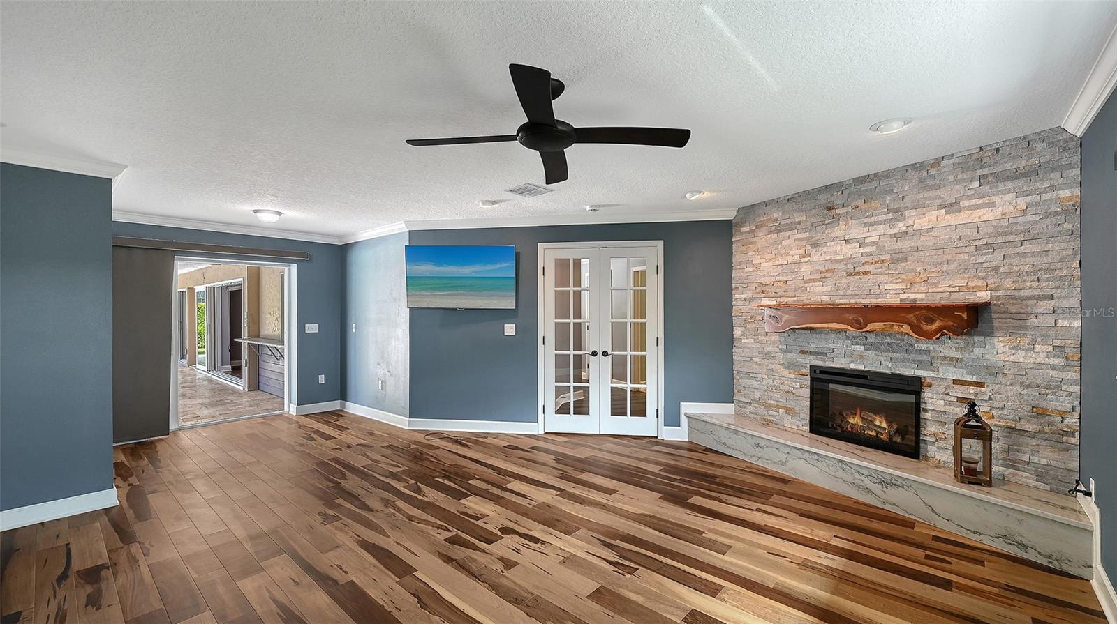 Image 17 of 64 For 8010 Conservatory Drive