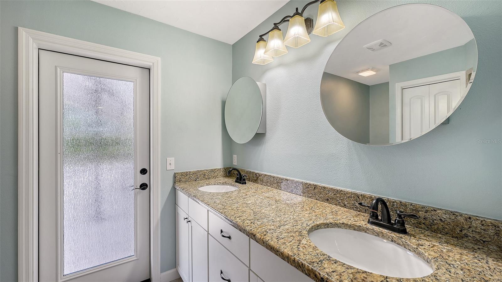 Image 22 of 64 For 8010 Conservatory Drive